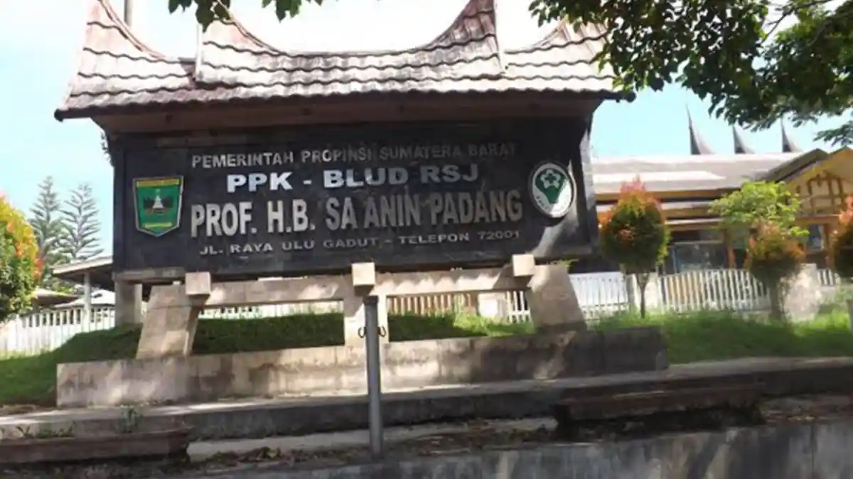 3. Rumah Sakit Jiwa Prof HB Saanin Padang